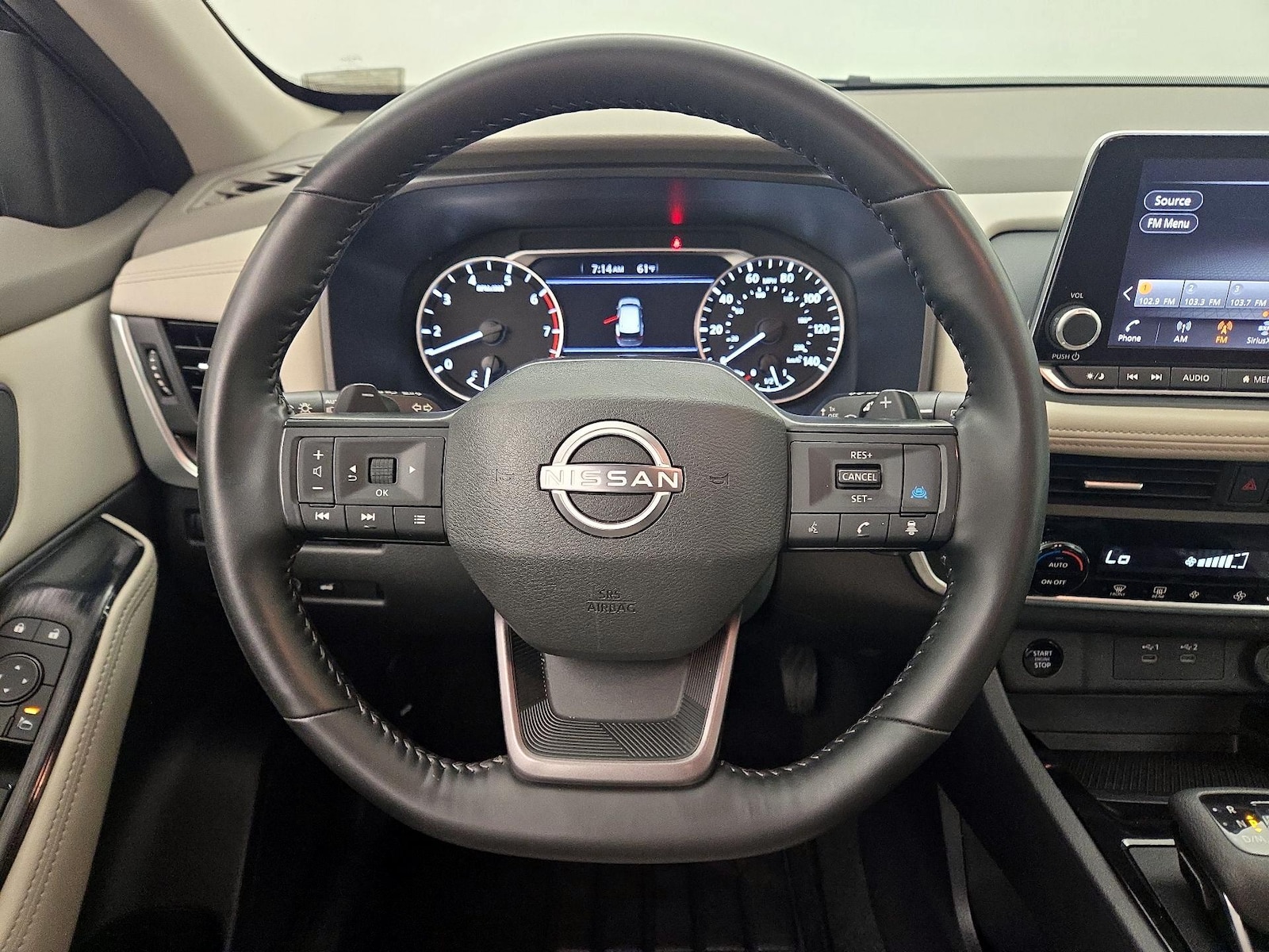 2025 Nissan Rogue SV - Photo 11