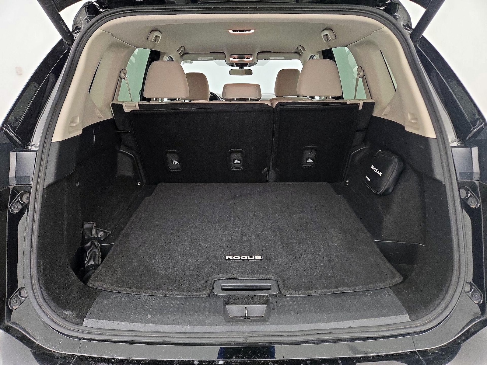 2025 Nissan Rogue SV - Photo 21