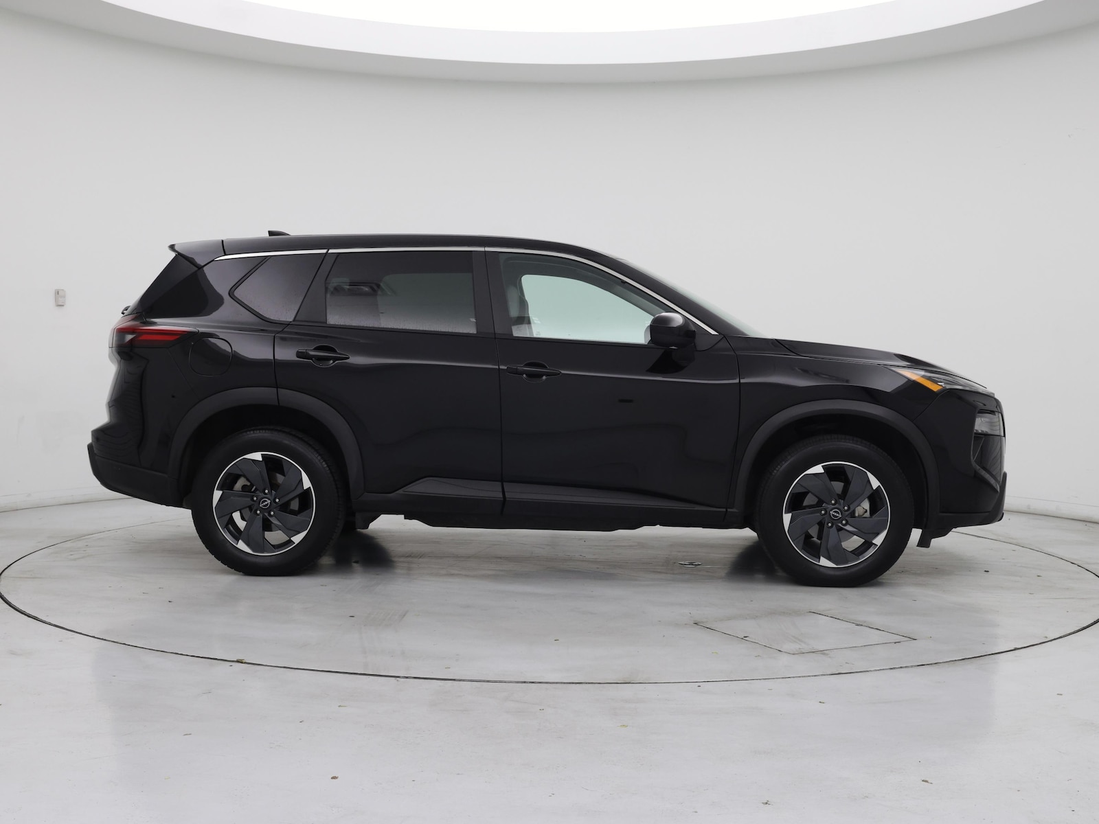2025 Nissan Rogue SV - Photo 8