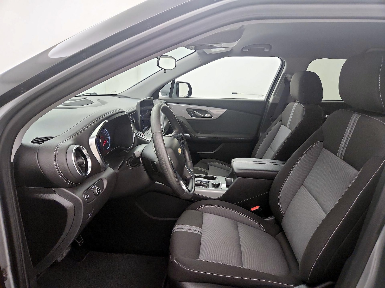 2025 Chevrolet Blazer 2LT - Photo 12