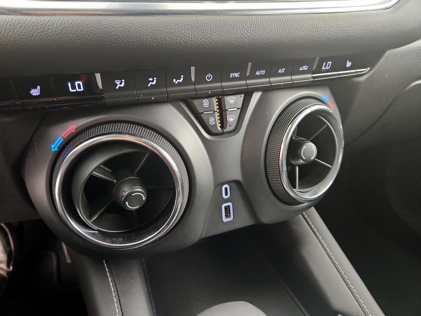 2025 Chevrolet Blazer 2LT - Photo 16
