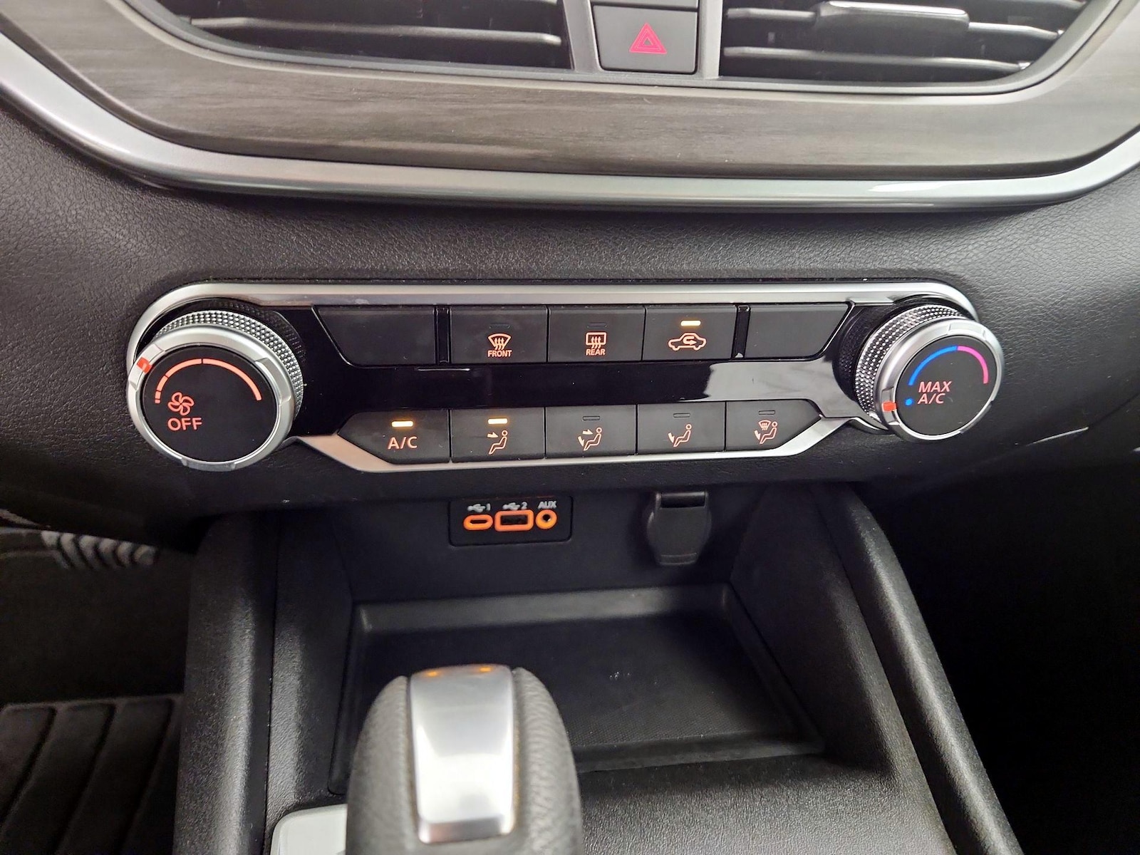 2025 Nissan Altima SV - Photo 15