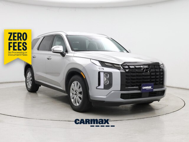 Silver 2025 Hyundai Palisade SUV / Crossover Front-Wheel Drive Automatic