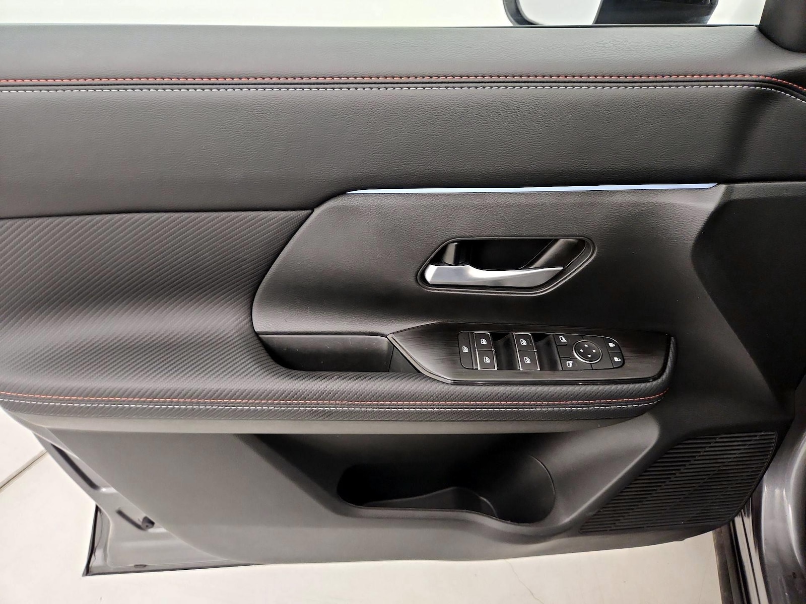 2026 Nissan KICKS SR AWD - Photo 13