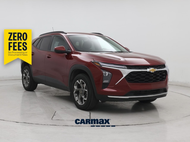 Red (Burgundy) 2025 Chevrolet Trax SUV / Crossover Front-Wheel Drive Automatic