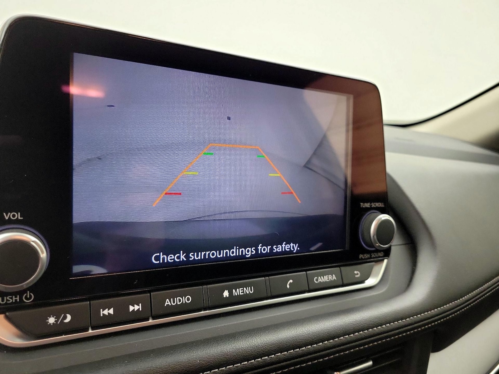 2025 Nissan Rogue SV - Photo 15