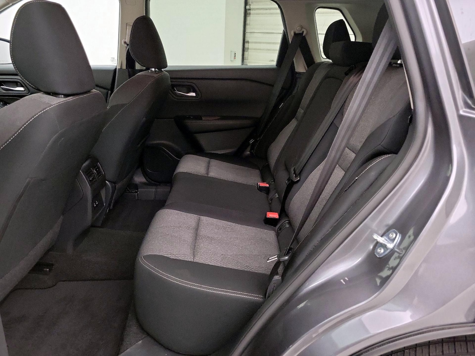 2025 Nissan Rogue SV - Photo 20