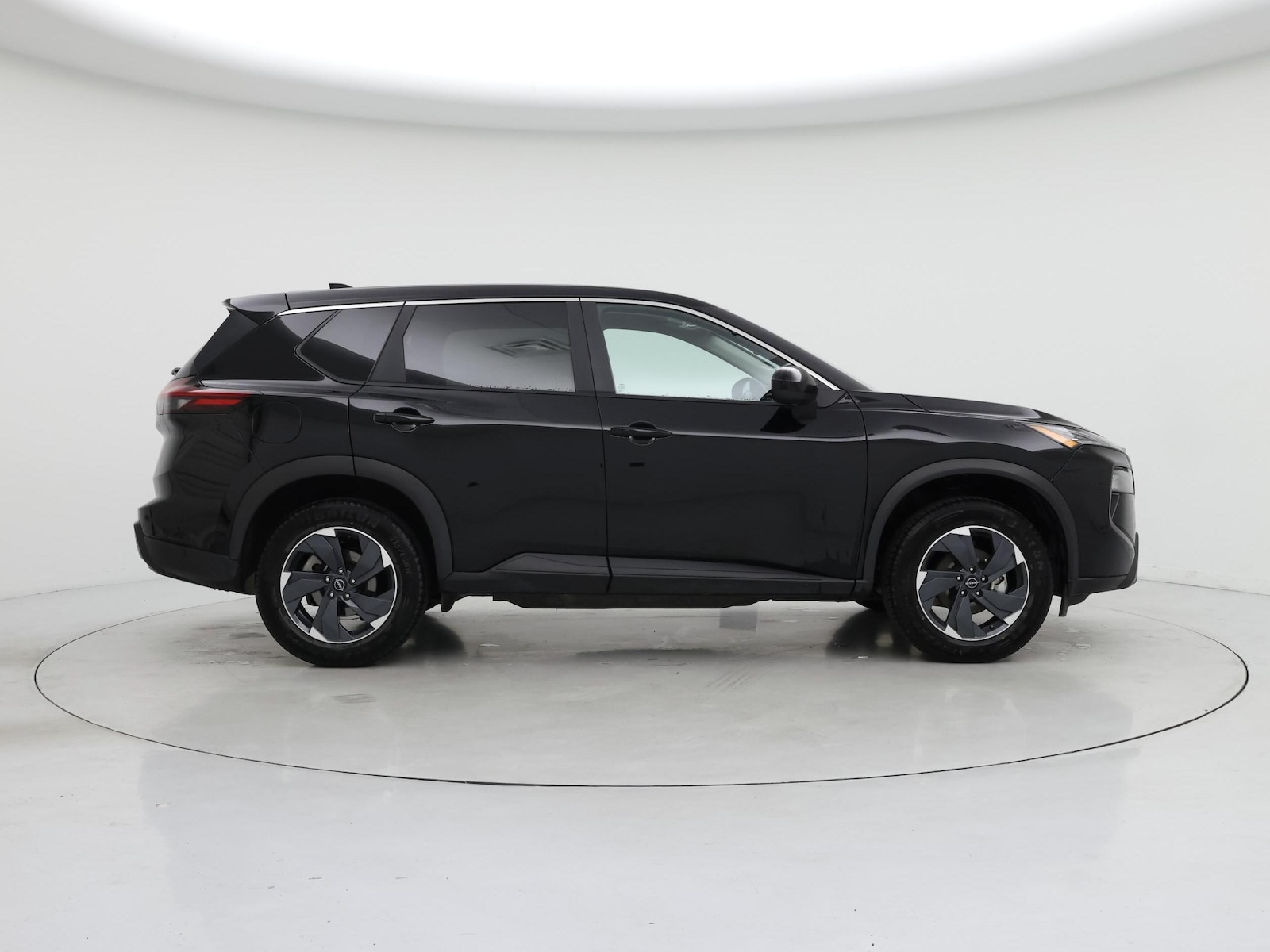 2025 Nissan Rogue SV - Photo 8