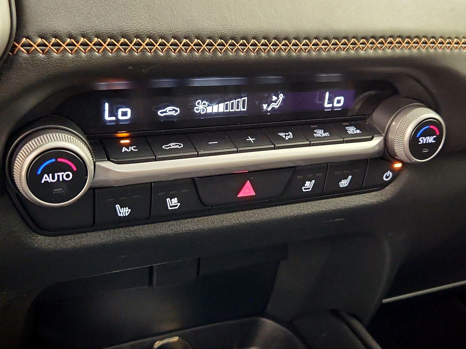 2026 Mazda CX-50 Premium - Photo 17
