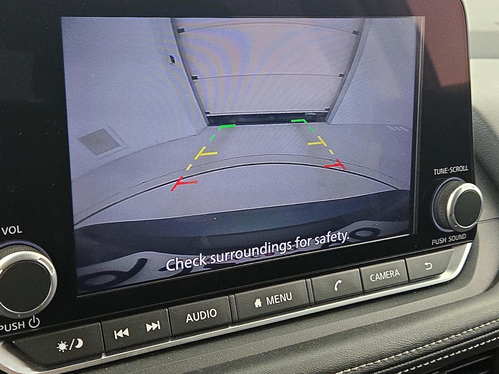 2025 Nissan Rogue SV - Photo 15
