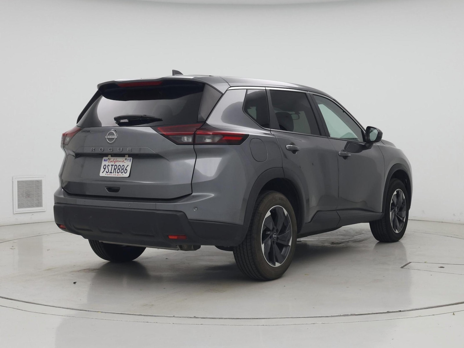 2025 Nissan Rogue SV - Photo 9