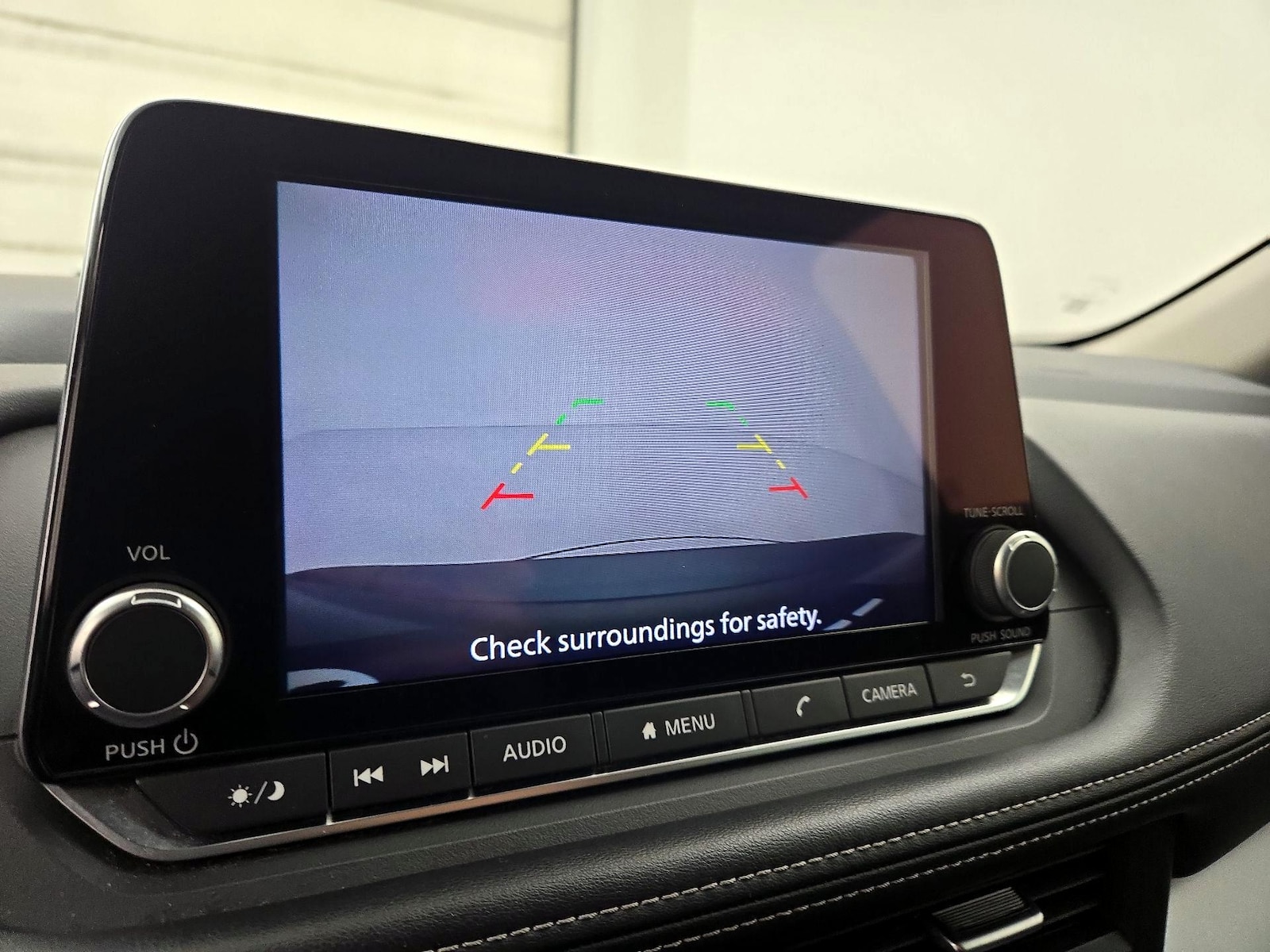 2025 Nissan Rogue SV - Photo 15