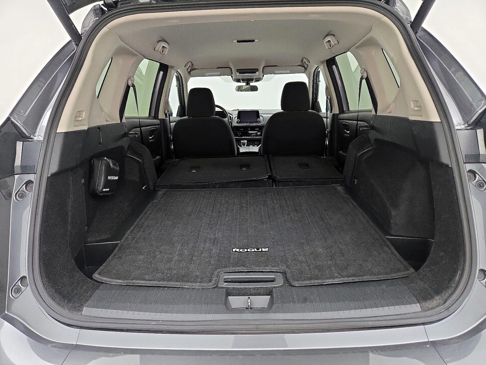 2025 Nissan Rogue SV - Photo 22