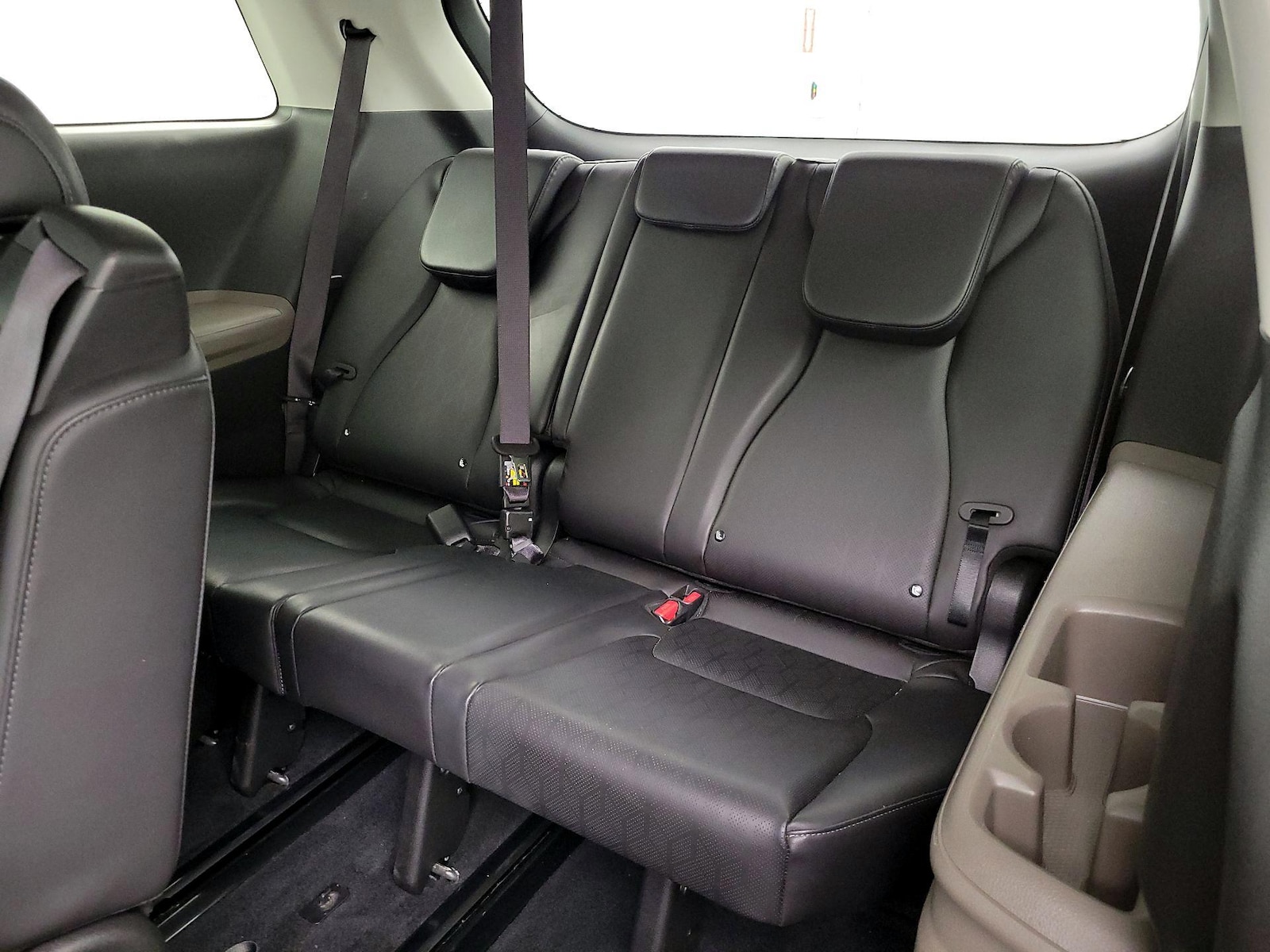 2025 Kia Carnival LXS - Photo 22