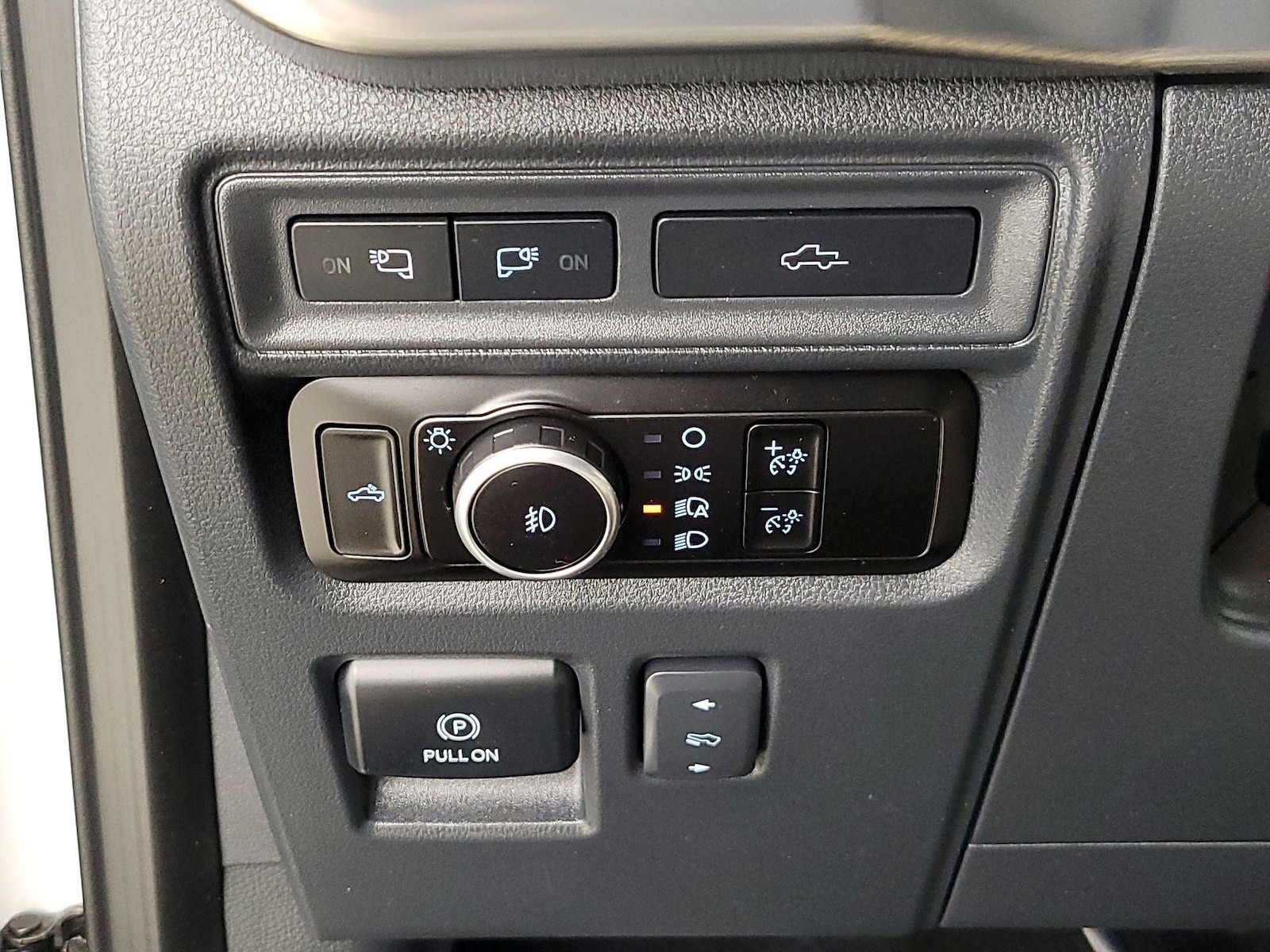 2023 Ford F-150 Lariat - Photo 14