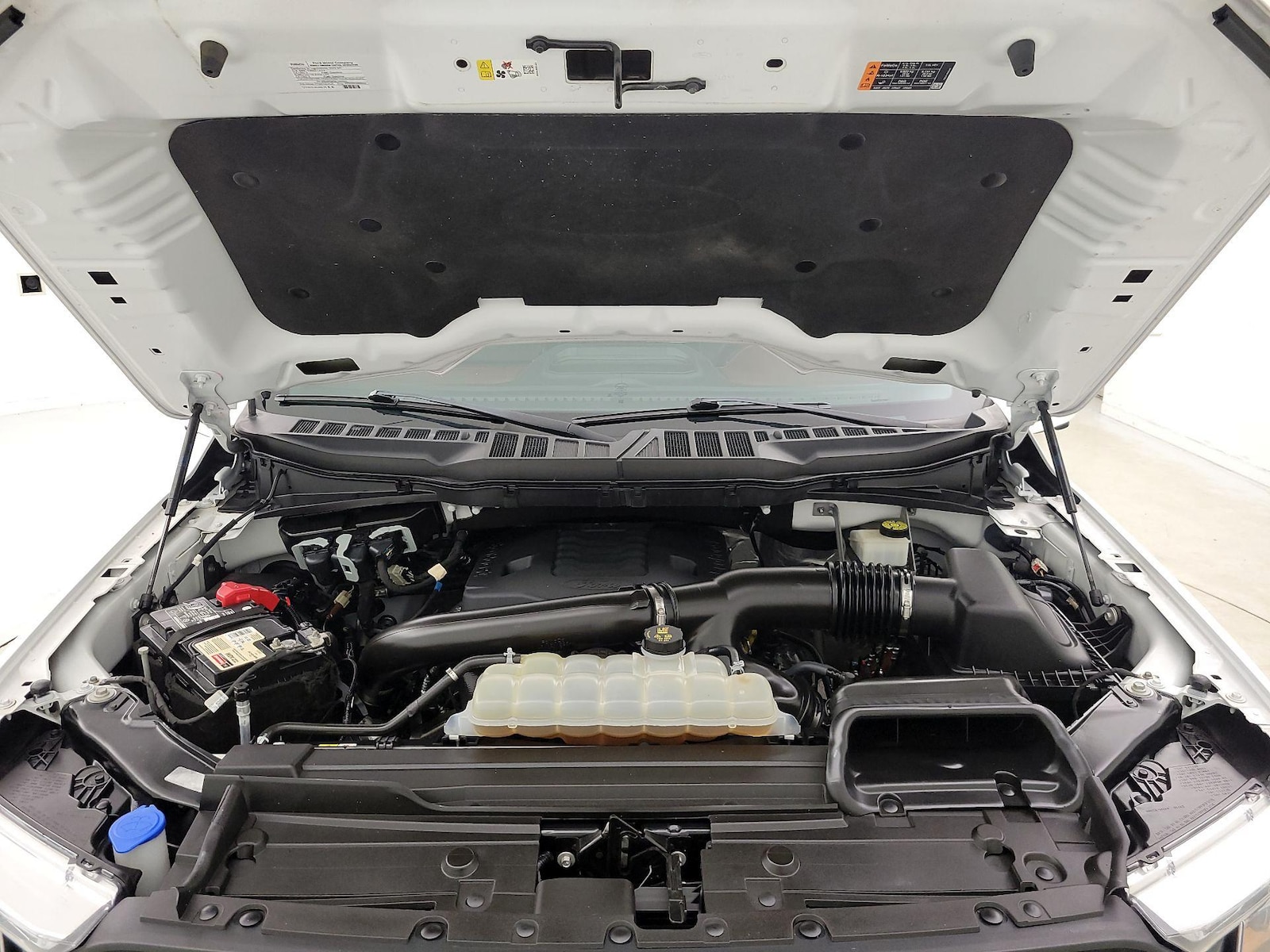 2023 Ford F-150 Lariat - Photo 23