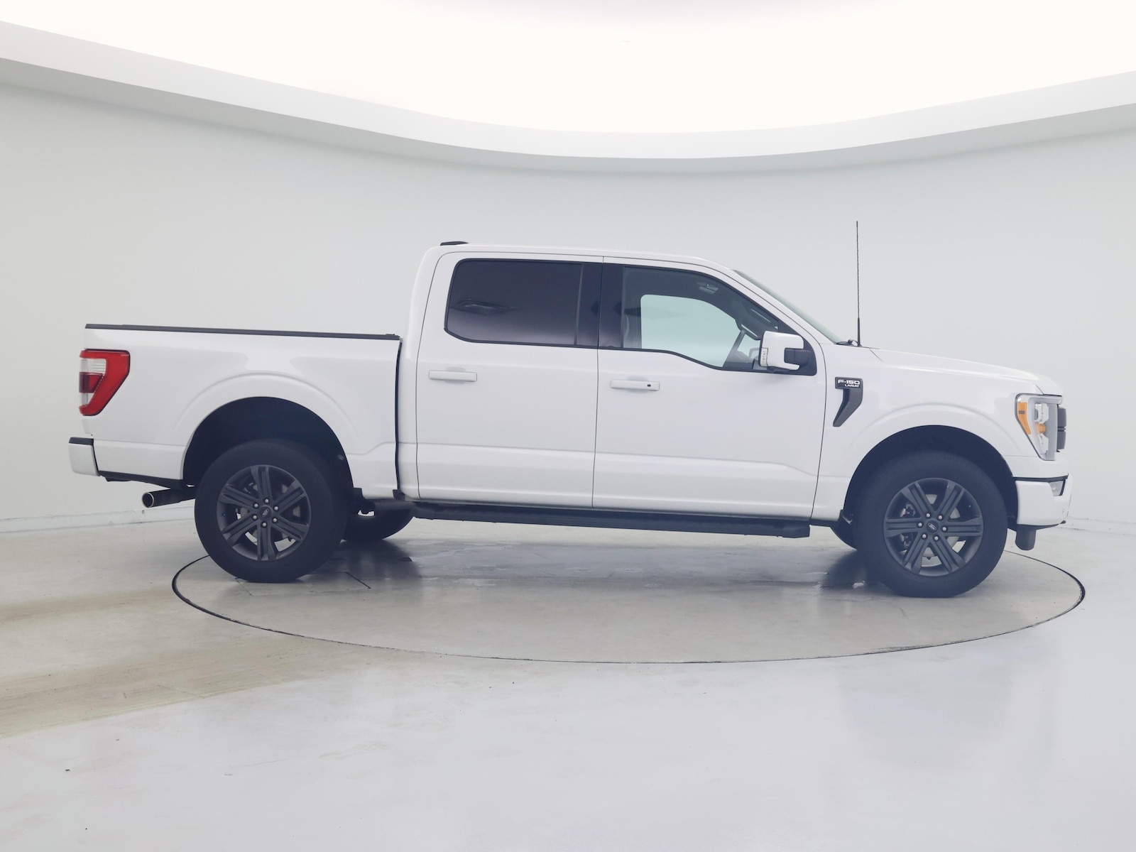 2023 Ford F-150 Lariat - Photo 8