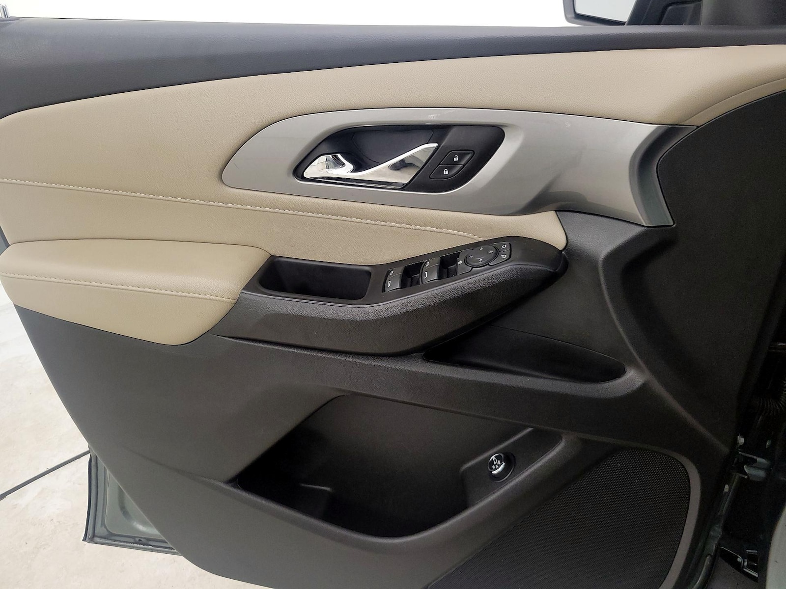2023 Chevrolet Traverse 1LT - Photo 13