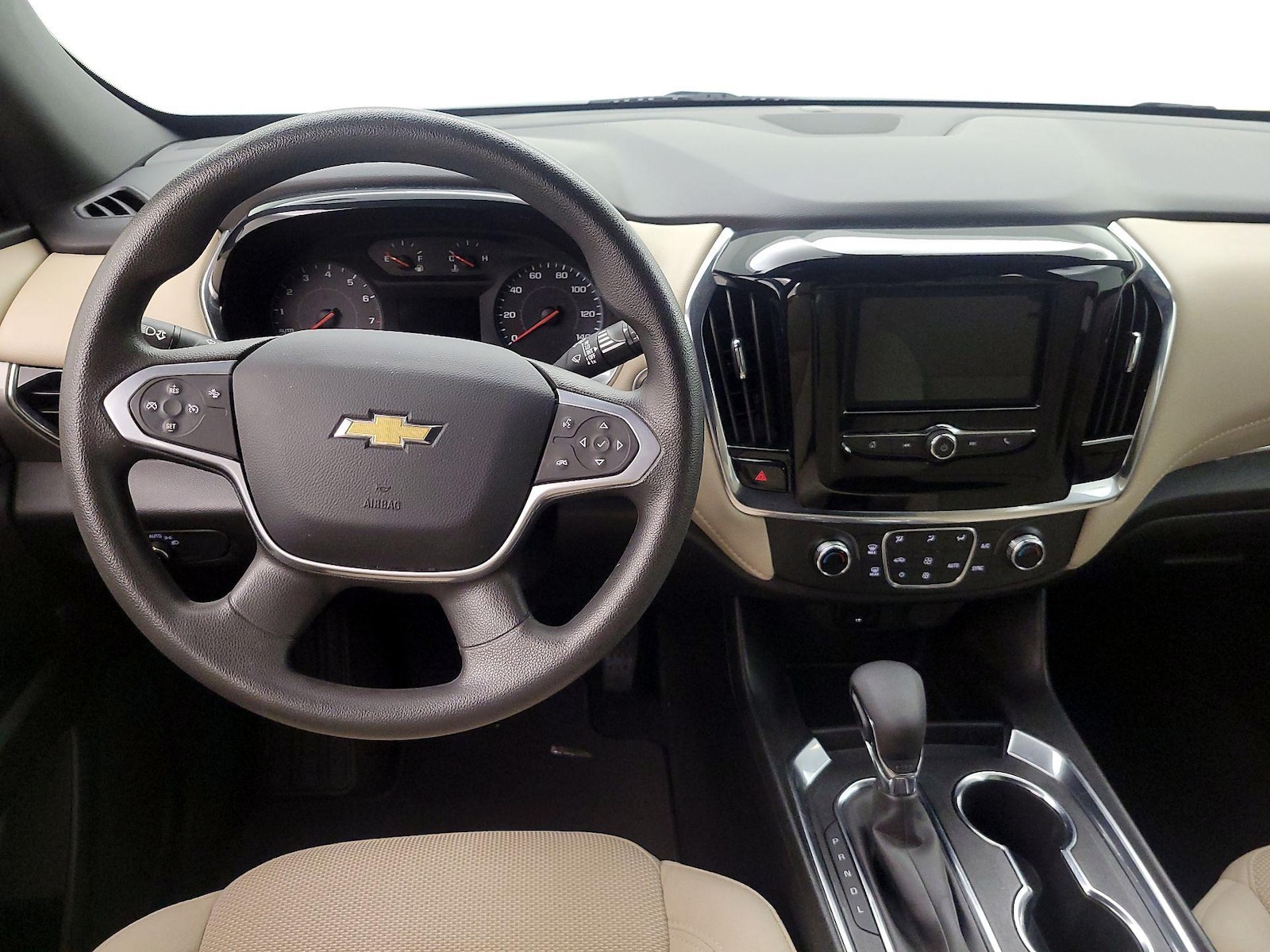 2023 Chevrolet Traverse LS - Photo 11