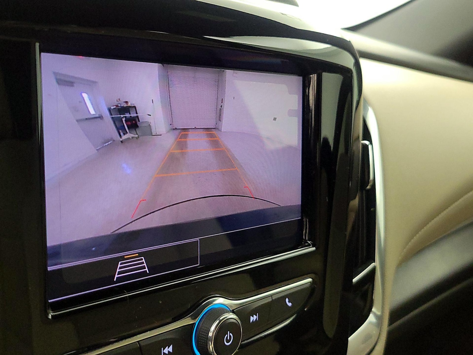 2023 Chevrolet Traverse LS - Photo 15