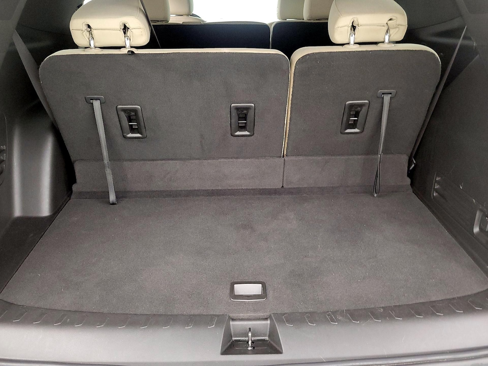 2023 Chevrolet Traverse LS - Photo 22