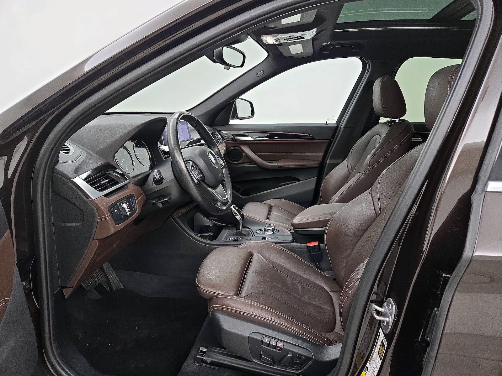 2020 BMW X1 28i - Photo 12