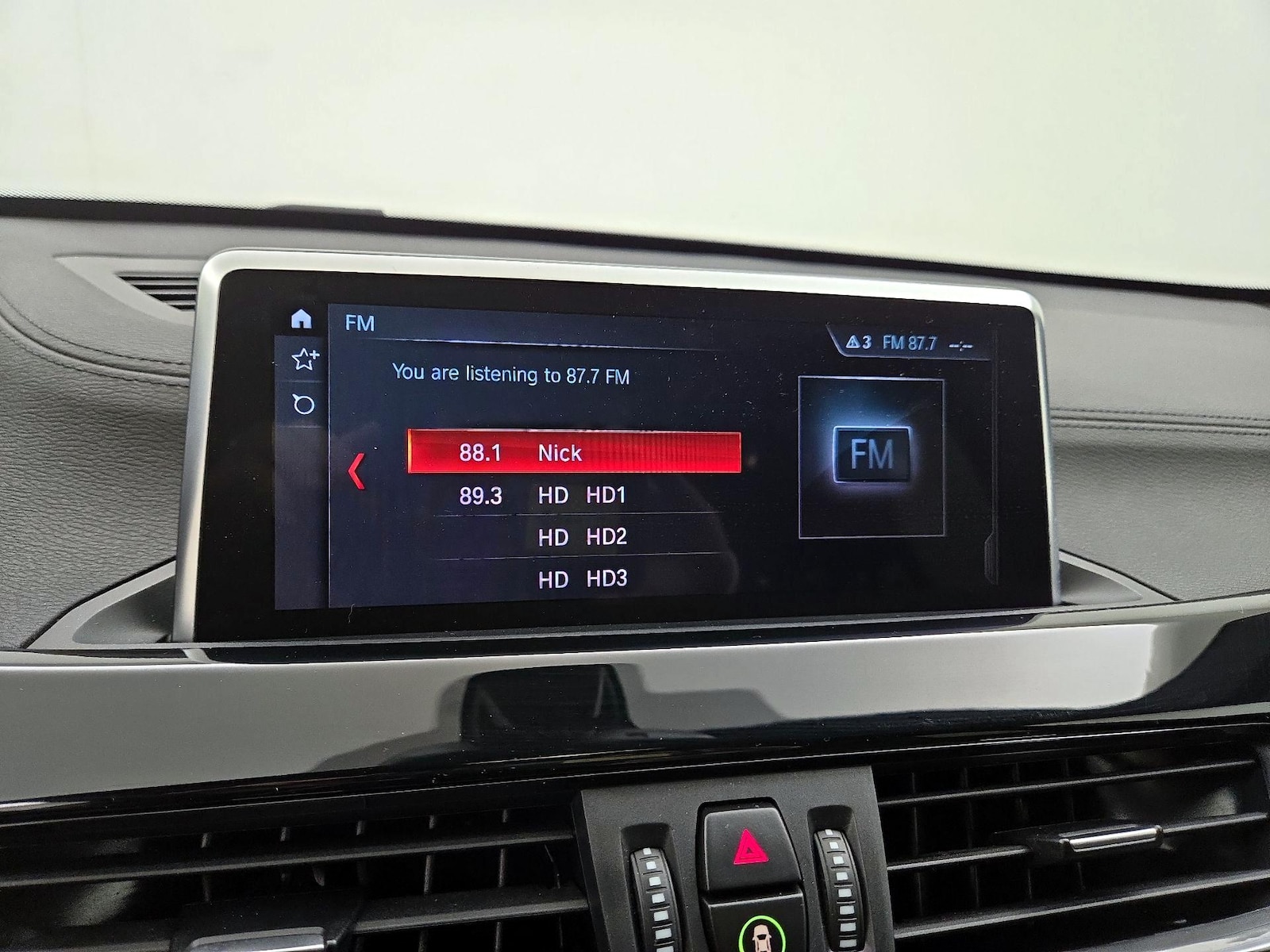 2020 BMW X1 28i - Photo 17