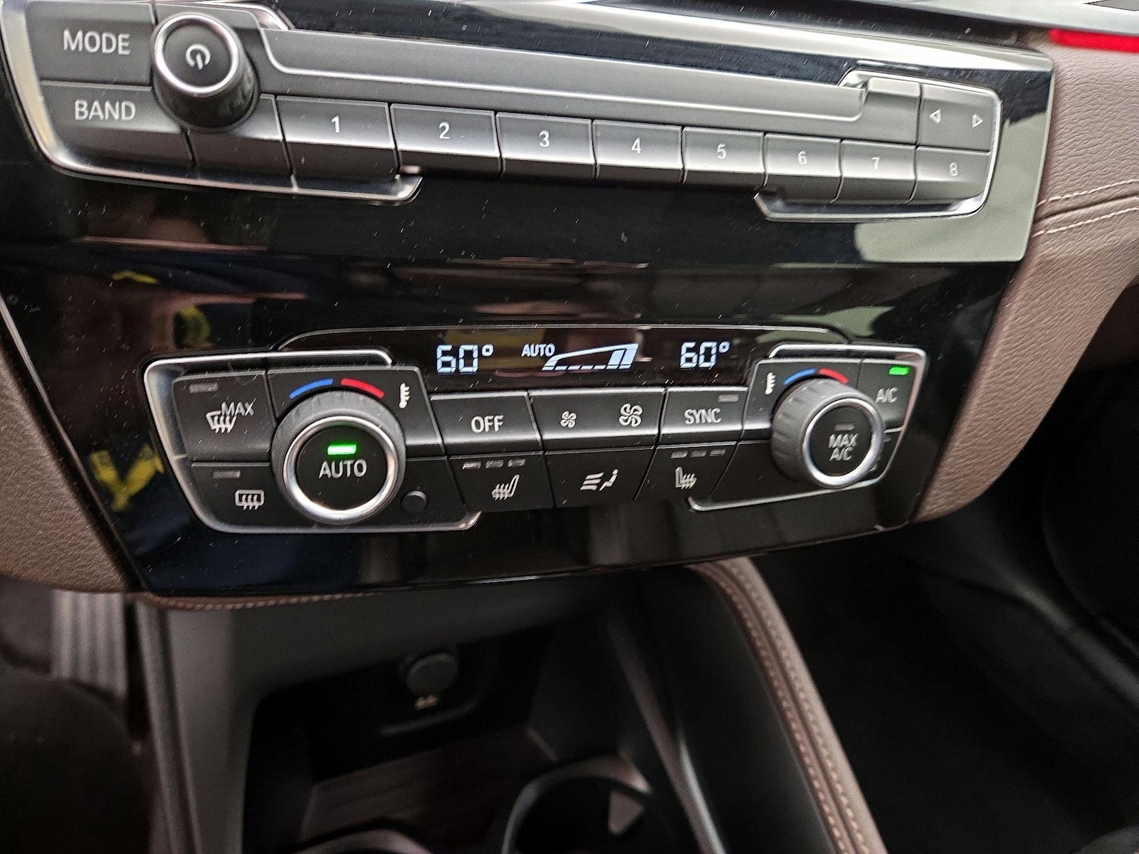 2020 BMW X1 28i - Photo 18