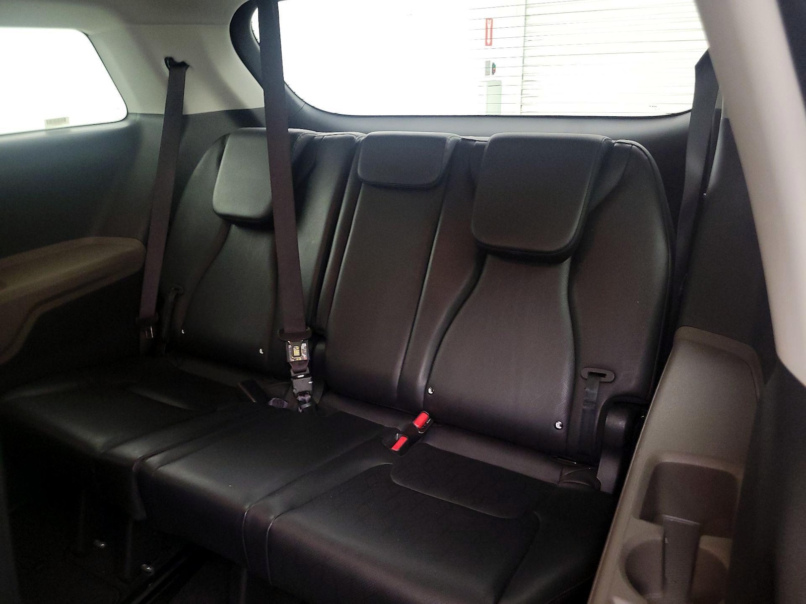 2025 Kia Carnival LXS - Photo 22