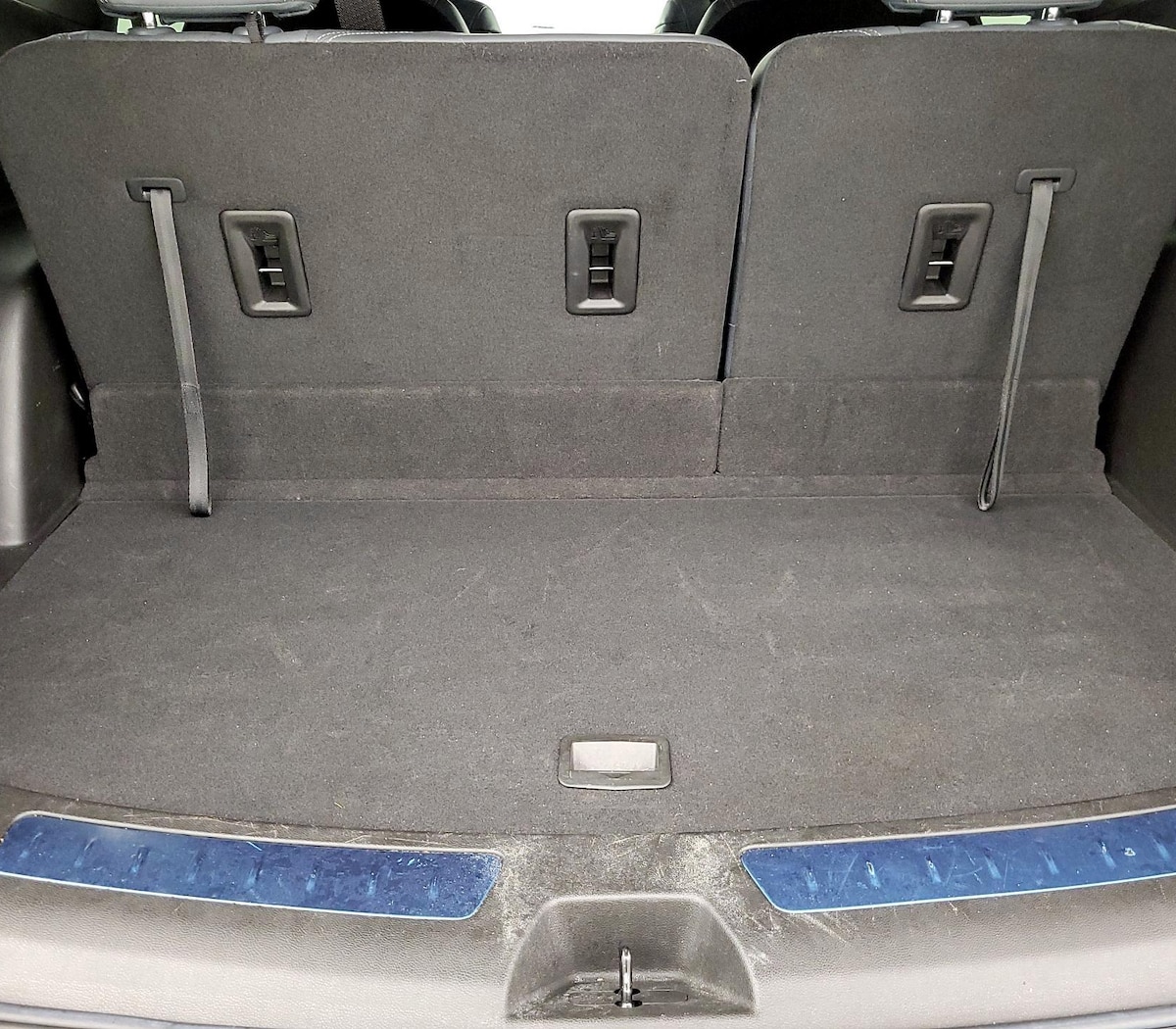 Trunk/Cargo (Seats Up)