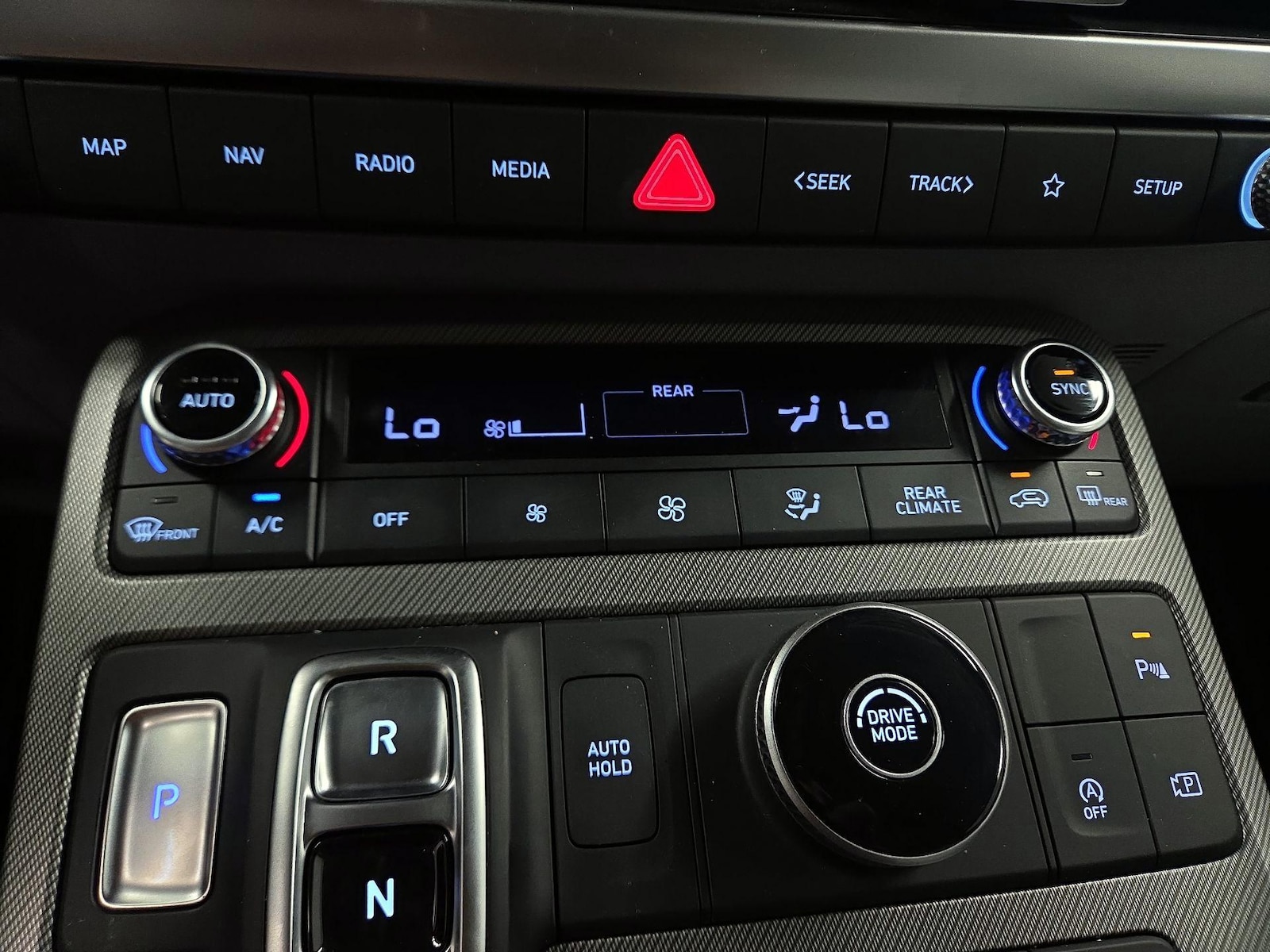 2025 Hyundai Palisade SEL - Photo 18