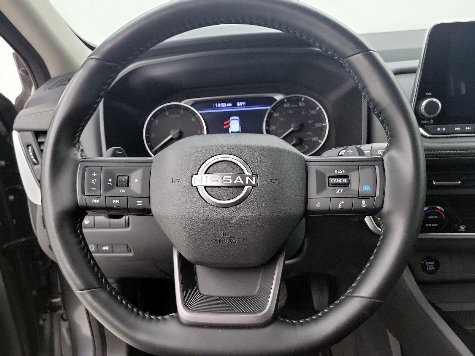 2025 Nissan Rogue SV - Photo 11