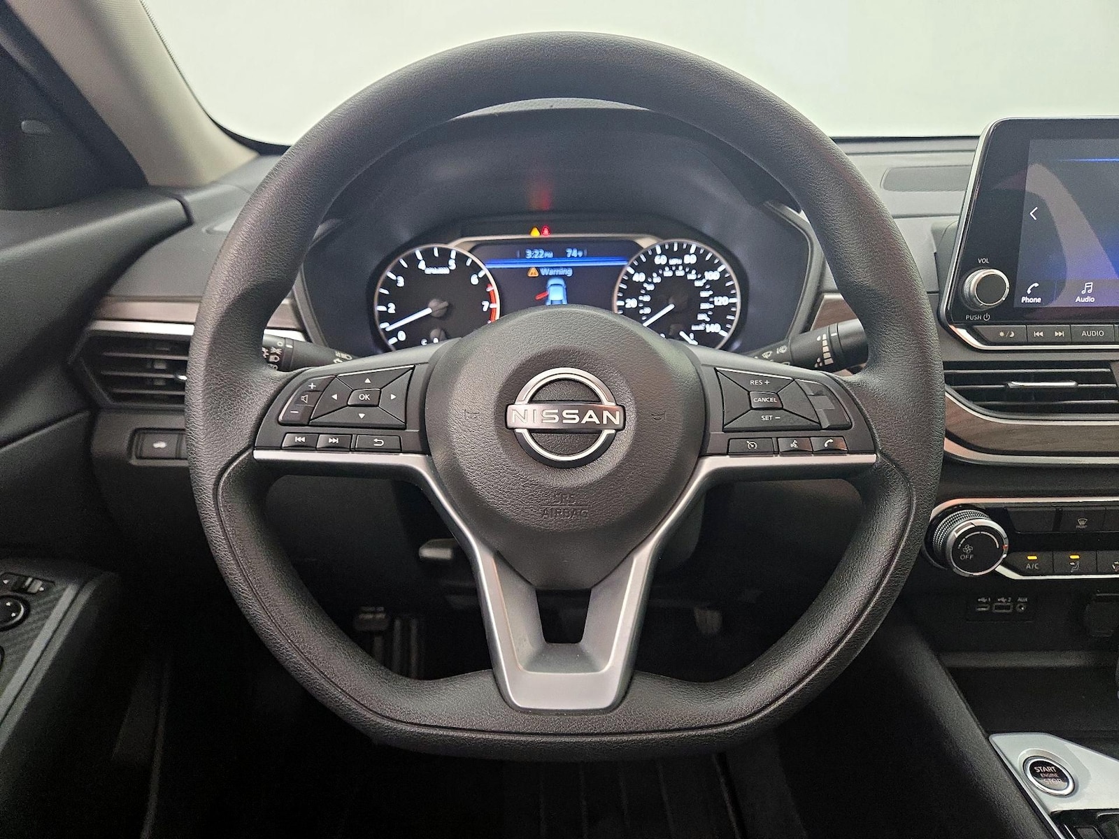 2025 Nissan Altima SV - Photo 11