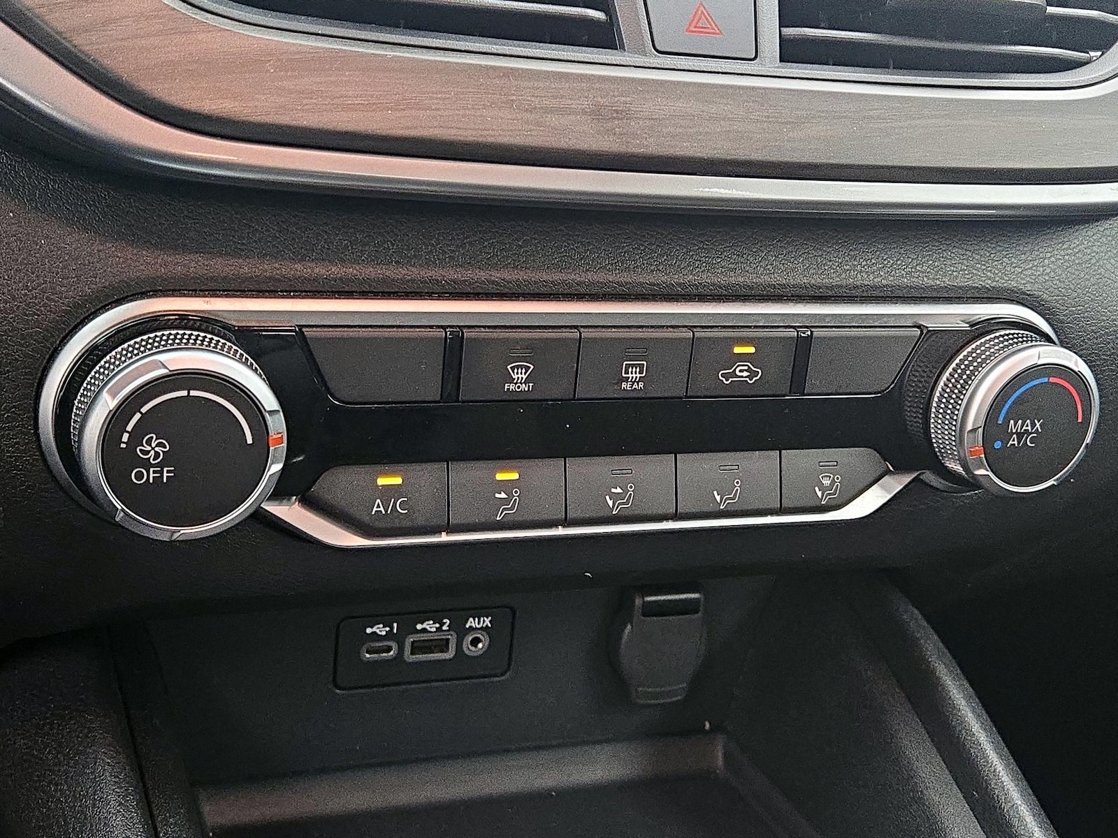 2025 Nissan Altima SV - Photo 17