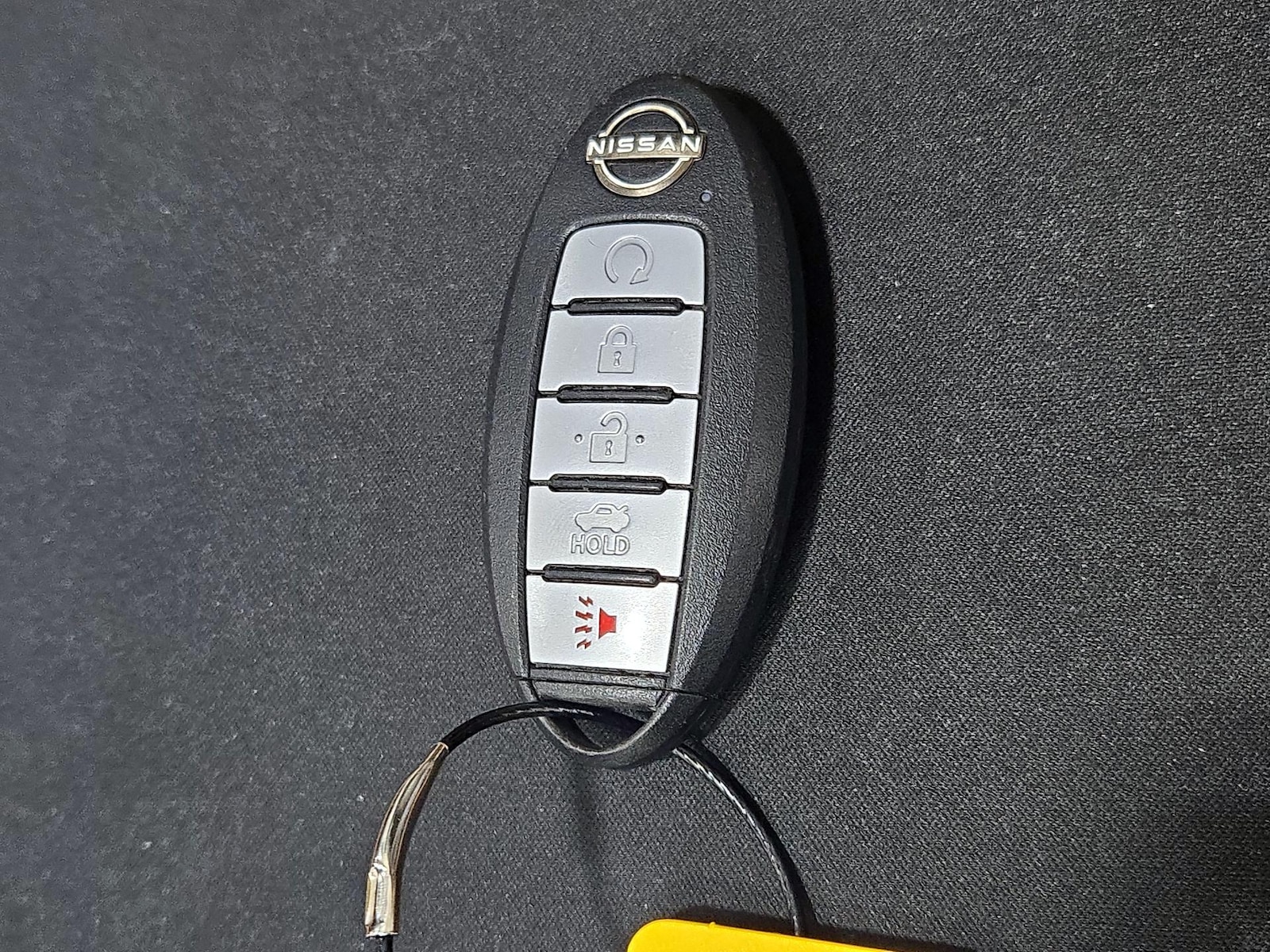 2025 Nissan Altima SV - Photo 23