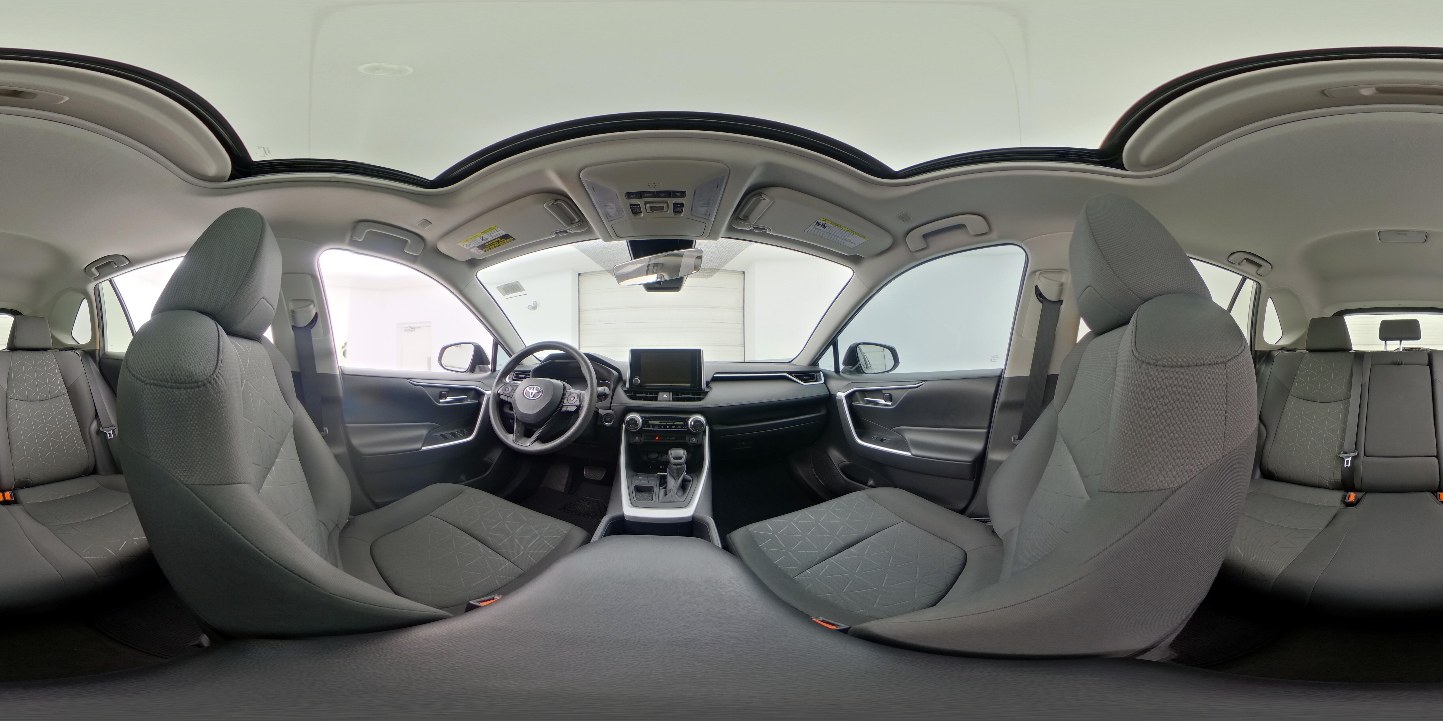 2023 Toyota RAV4 XLE - Photo 26