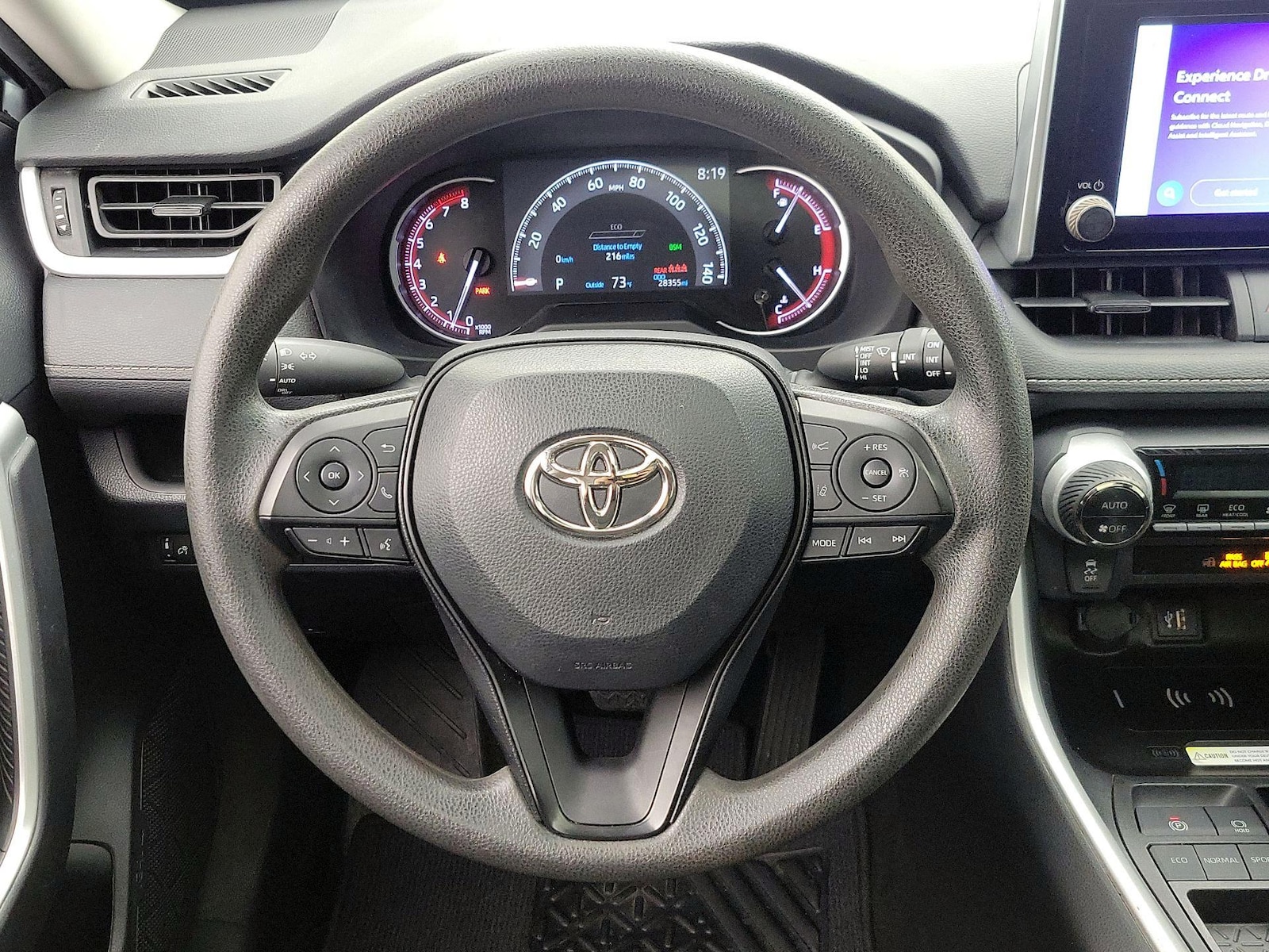 2023 Toyota RAV4 XLE - Photo 11