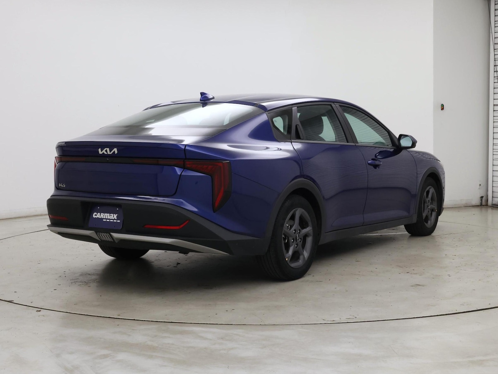 2025 Kia K4 LXS - Photo 9
