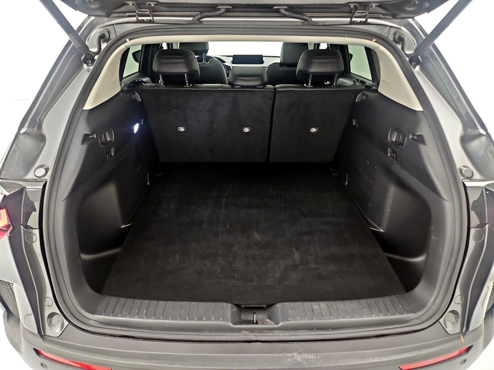 2026 Mazda CX-50 Premium - Photo 22