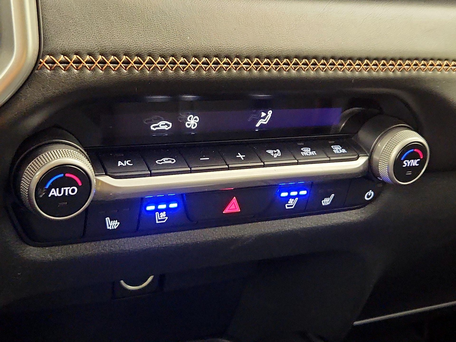 2026 Mazda CX-50 Premium - Photo 17
