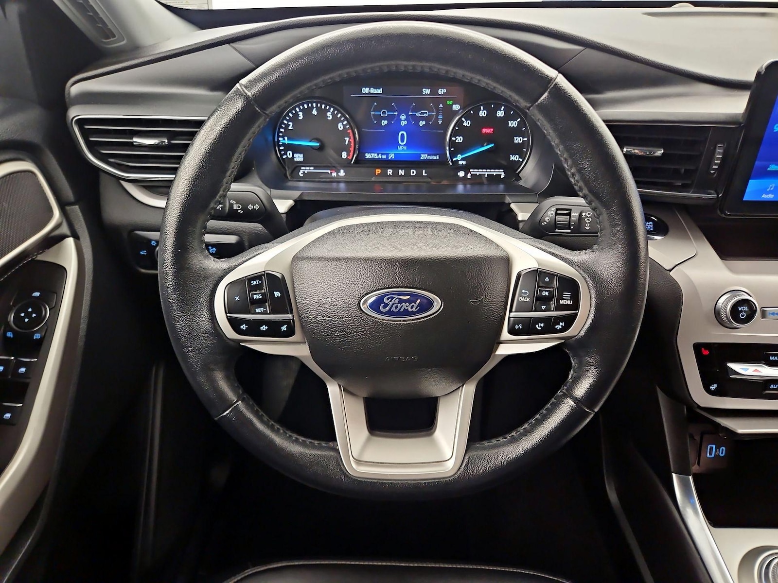 2023 Ford Explorer XLT - Photo 11