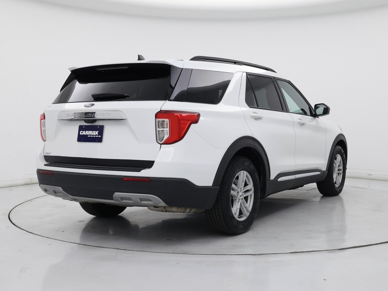 2023 Ford Explorer XLT - Photo 9