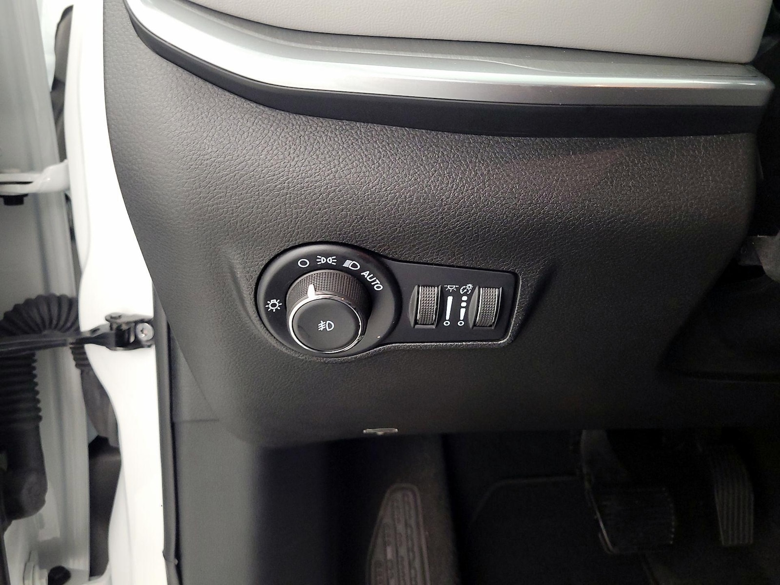 2025 Jeep Compass Limited - Photo 14