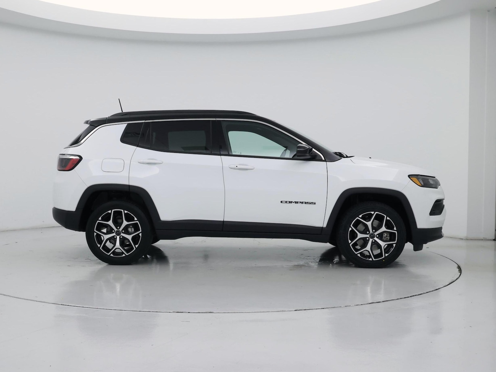 2025 Jeep Compass Limited - Photo 8
