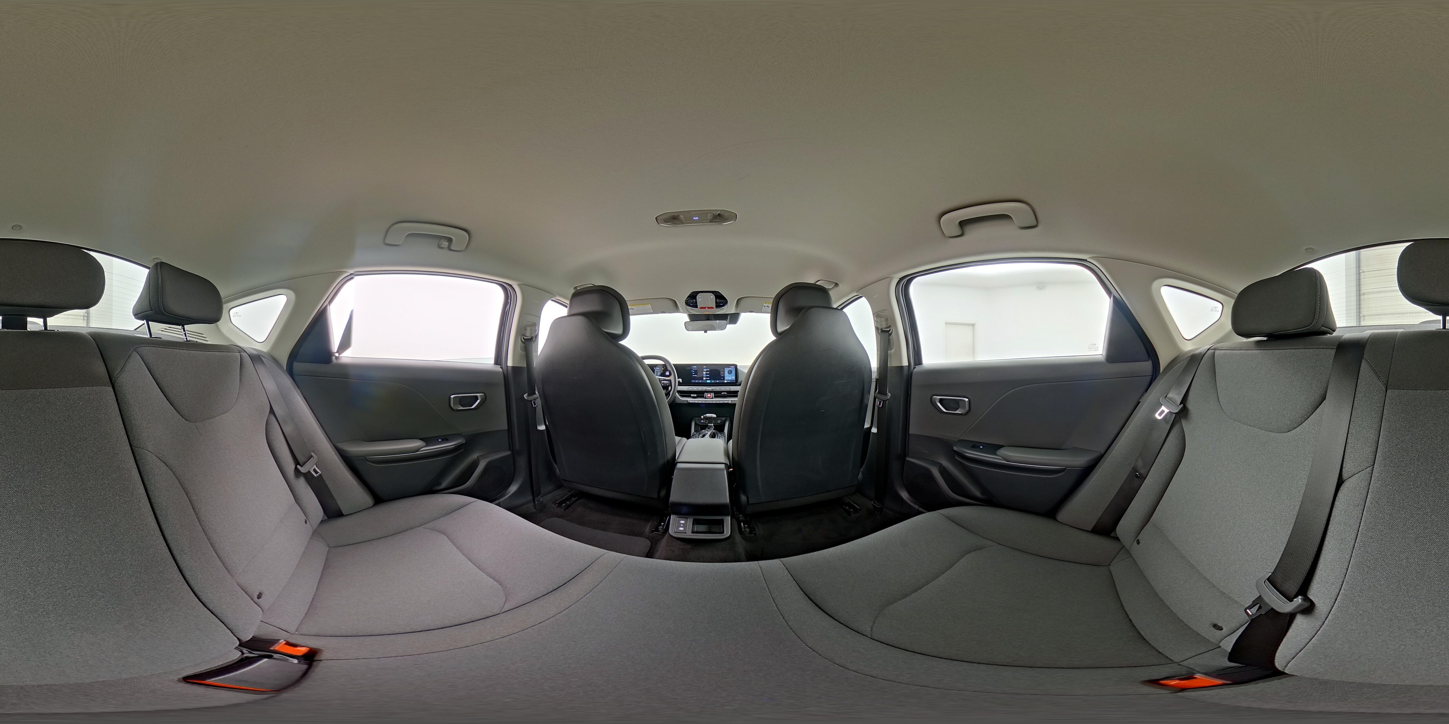 2025 Kia K4 LXS - Photo 25
