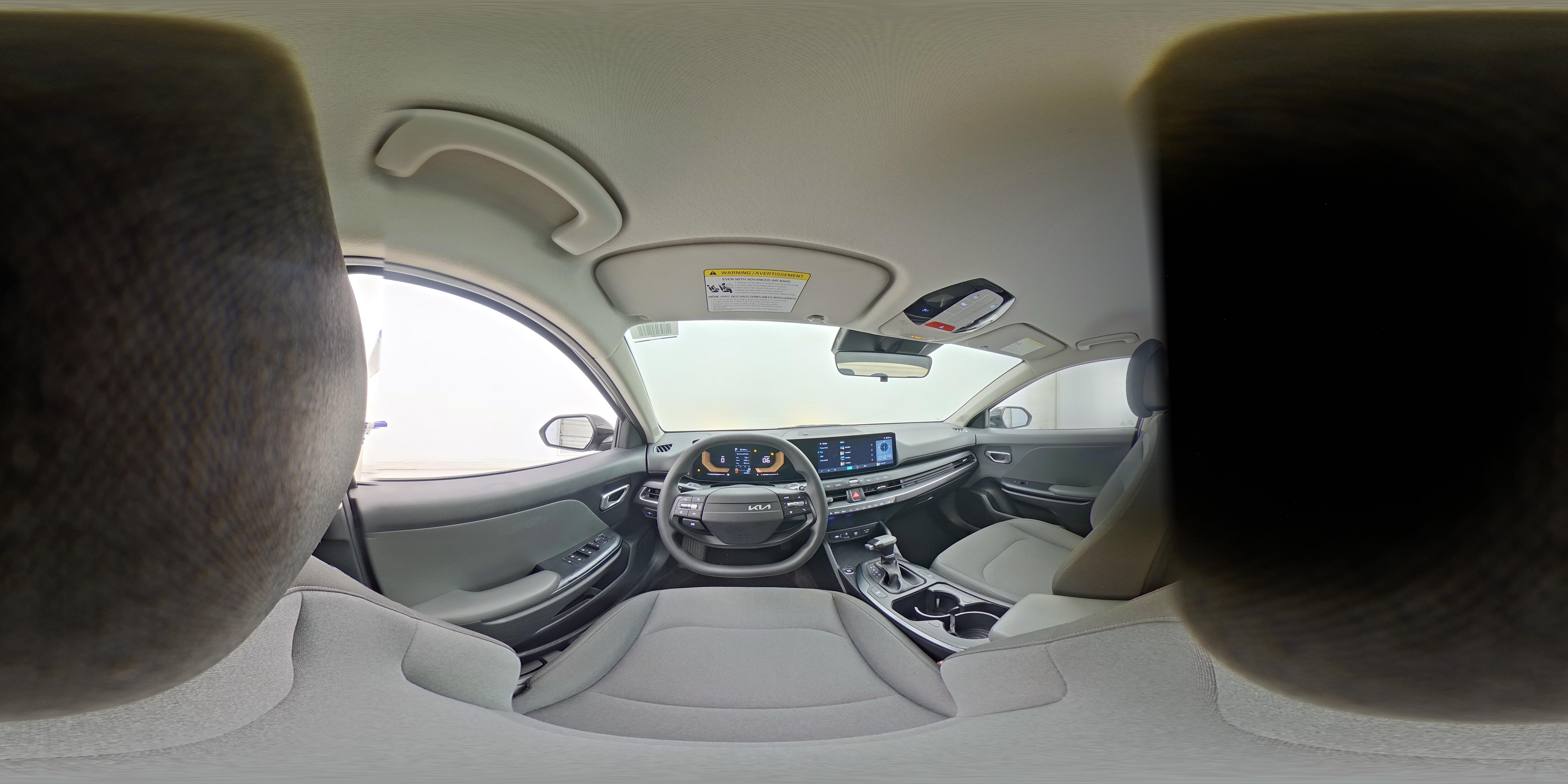 2025 Kia K4 LXS - Photo 26