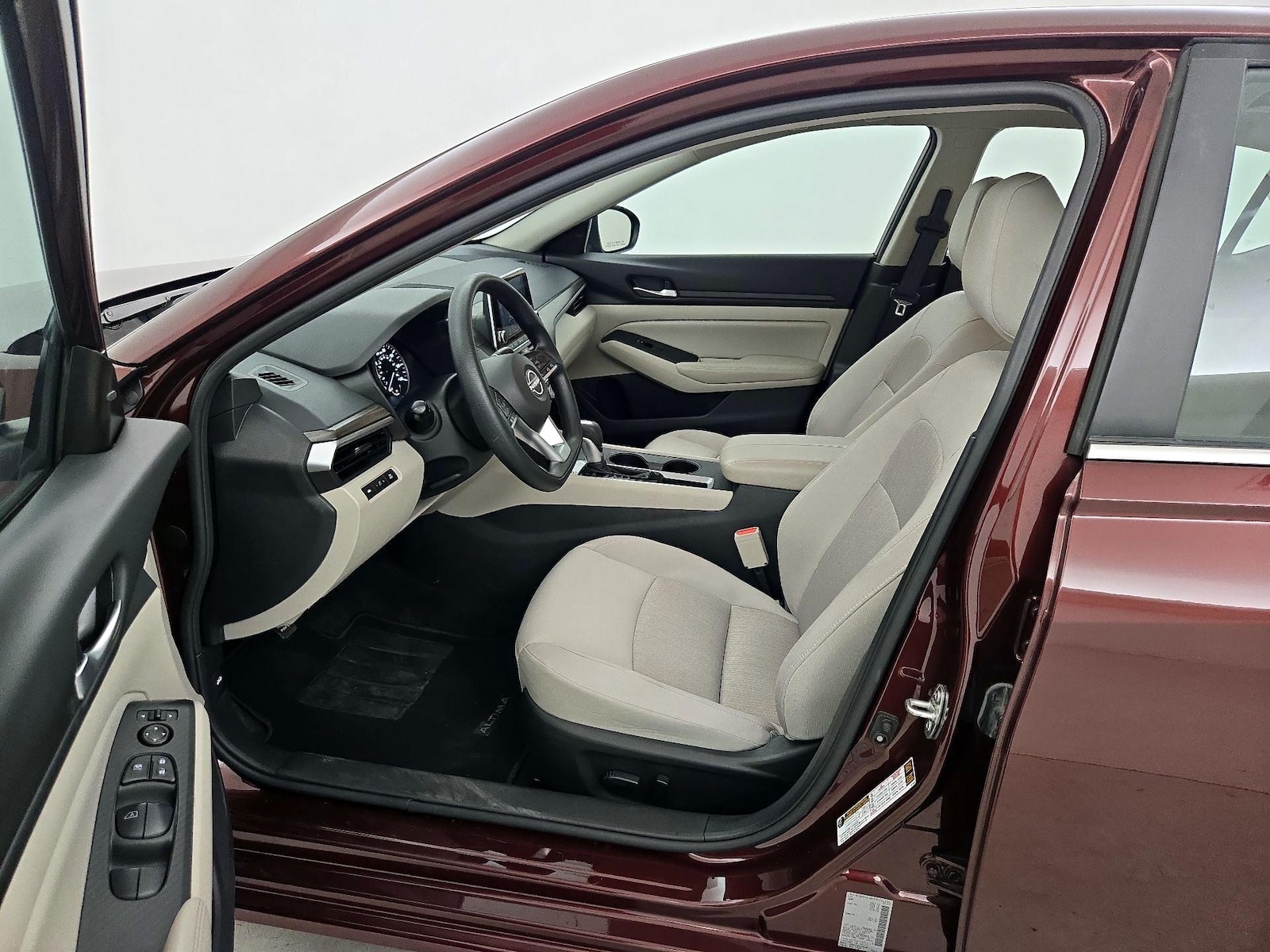 Power Seat(s) & Side Airbags