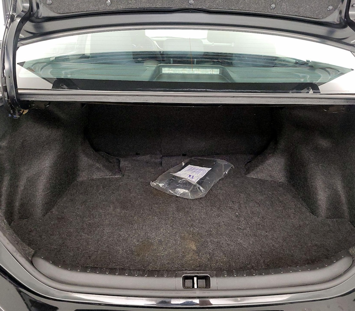 Trunk/Cargo (Seats Up)