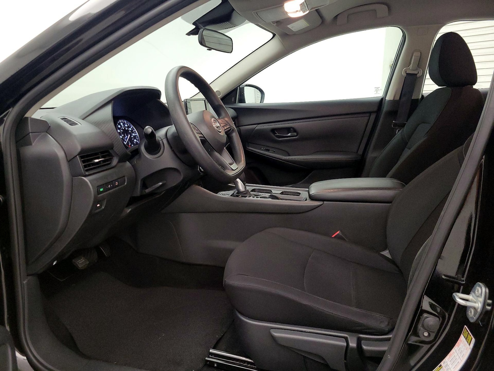 2025 Nissan Sentra S - Photo 12