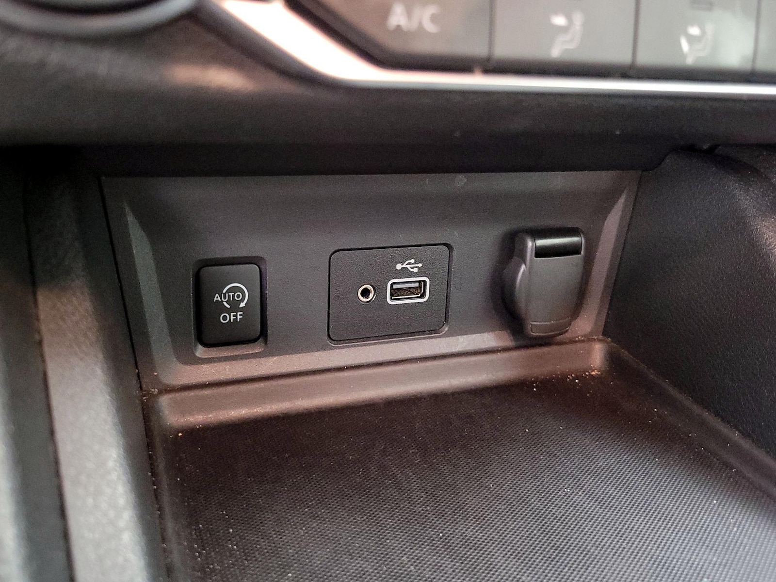 2025 Nissan Sentra S - Photo 19